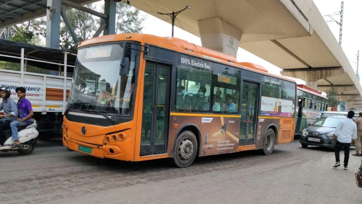 ghaziabad-to-launch-ebus-service-on-three-new-routes-including-hindon-airport