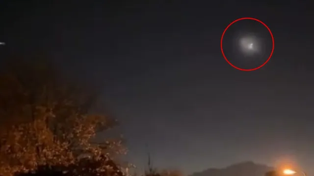 mysterious-glowing-object-streaks-across-irish-night-sky-fueling-ufo-speculation-heres-what-officials-confirmed