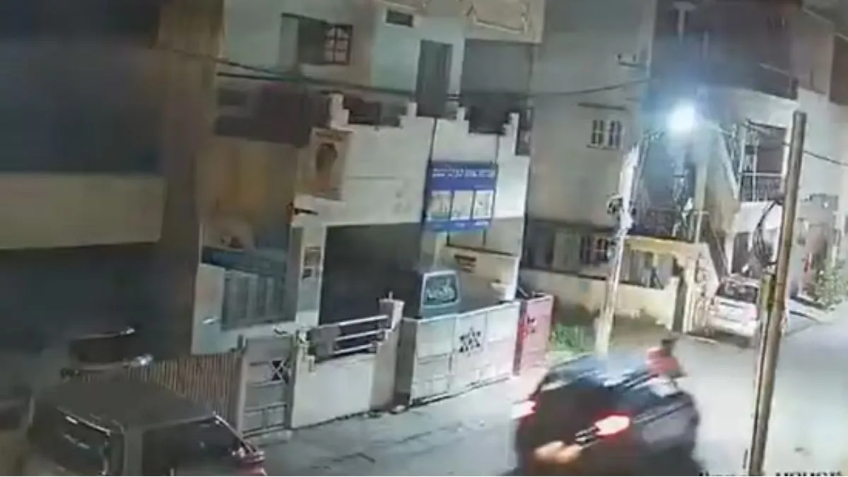 bengaluru-couple-kill-delivery-agent-after-minor-brush-on-road-caught-on-cam