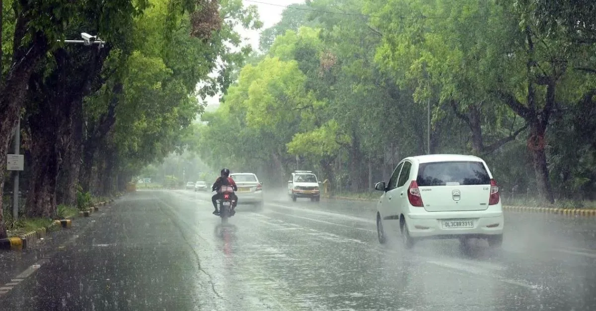 bihar-weather-update-imd-issues-yellow-alert-for-patna-and-other-districts-amid-cyclone-montha-check-forecast