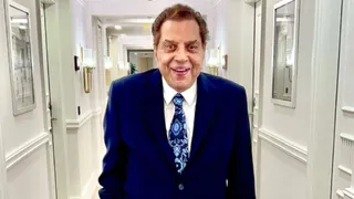 Veteran Actor Dharmendra Under Observation At Mumbai Hospital | Report