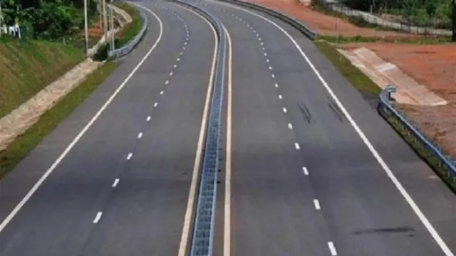 smart-road-makeover-18meter-width-planned-for-gorakhpurs-busiest-route