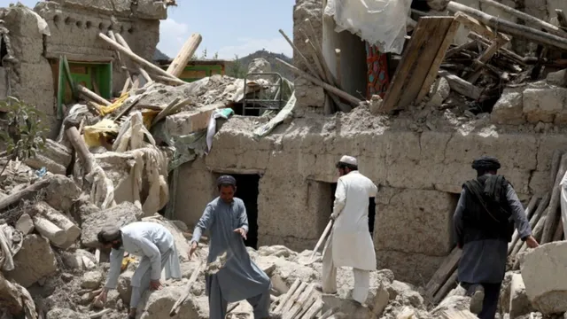 afghanistan-earthquake-7-killed-150-injured-after-63magnitude-quake-rocks-mazaresharif-surrounding-provinces