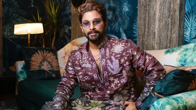 allu-arjun-wins-most-versatile-actor-of-the-year-at-dpiff-2025-says-its-for-fans-for-your-love