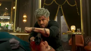 King Major Plot Twist Unveiled: It's Shah Rukh Khan vs Raghav Juyal And Abhishek Bachchan Across Two Different Timelines