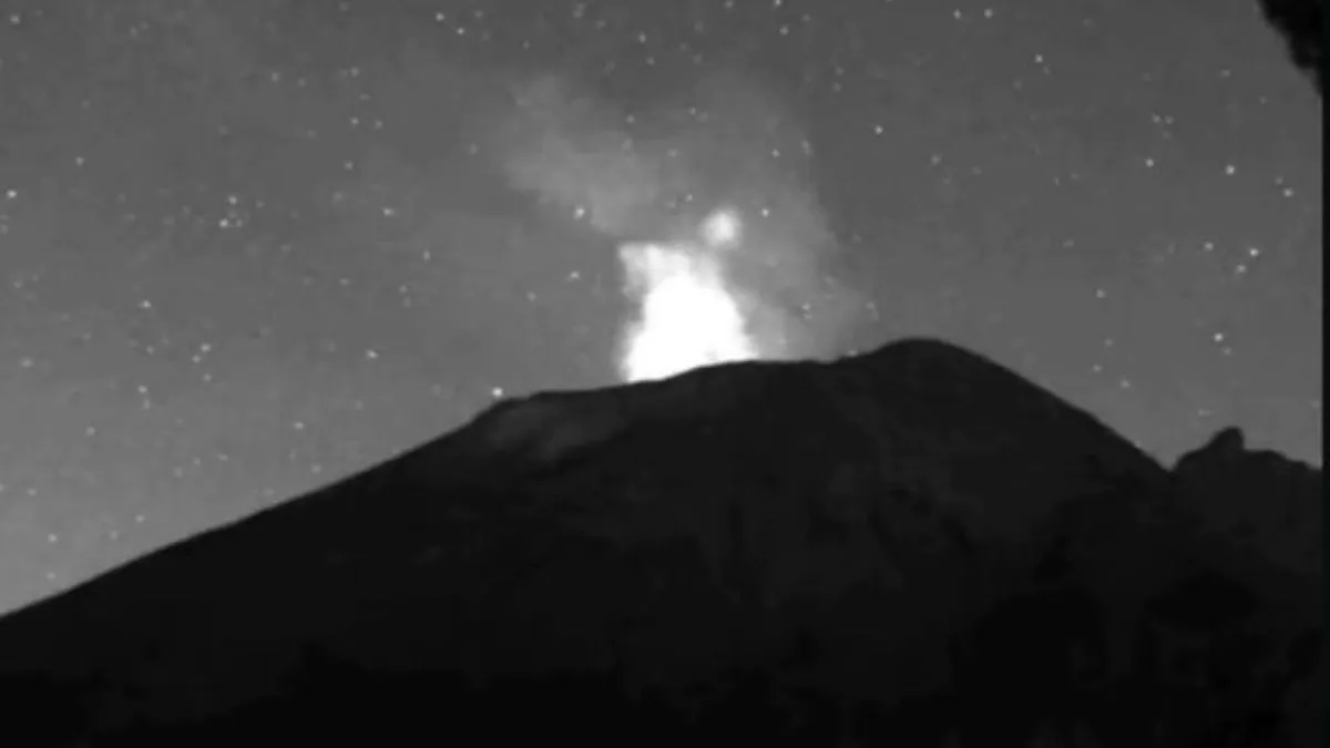 Mysterious ‘UFO’ Captured Hovering Over Mexico’s Popocatepetl Volcano Before Vanishing; Shocking Video Goes Viral