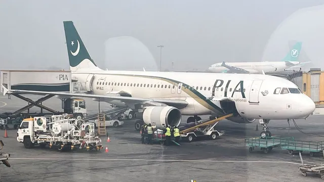 pakistan-economy-collapse-to-blame-travel-chaos-flights-halted-after-pia-engineers-strike-over-safety-and-salary-issues