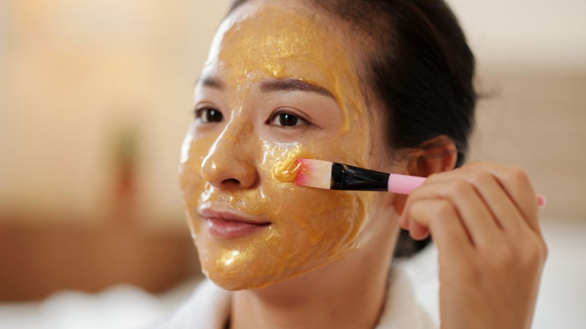 DIY Ways To Use Honey For Skincare