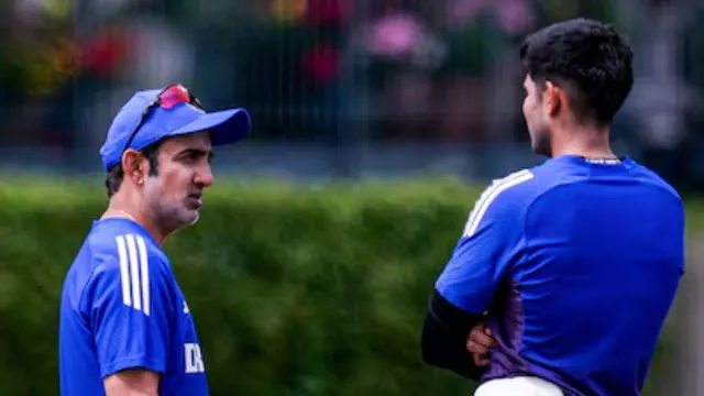 india-national-cricket-team-vs-australia-national-cricket-team-gautam-gambhir-involved-in-intense-discussion-with-shubman-gill-ahead-of-4th-t20i-watch