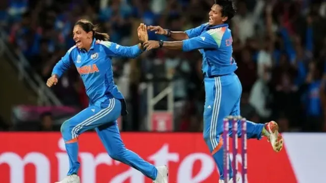india-womens-national-cricket-team-vs-south-africa-womens-national-cricket-team-match-scorecard-harmanpreet-kaur-opens-up-on-why-she-kept-the-match-ball-after-winning-world-cup-says-this-was-also