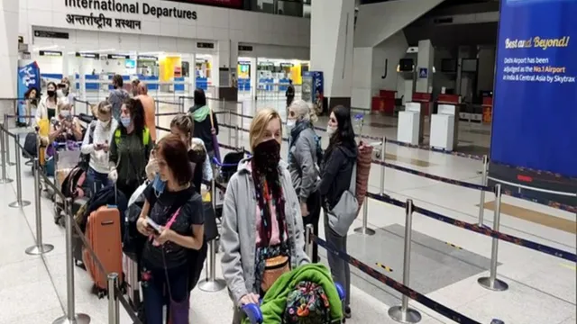 delhi-airport-news-over-100-flights-delayed-delhis-igi-airport-heres-why-technical-snarl-occured