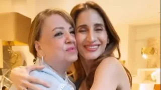Zarine Khan's Daughter Farah Remembers Her In Emotional Post: 'Her Legacy Is Something We Hope To Live By...'