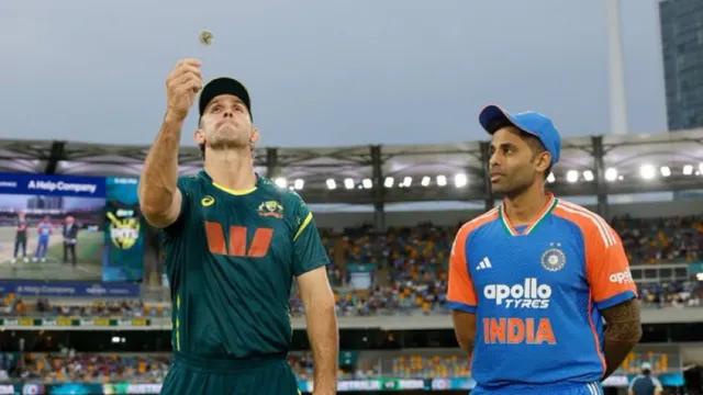 india-vs-australia-jasprit-bumrah-asks-phir-se-haar-gaya-as-suryakumar-yadav-loses-fourth-toss-during-ind-vs-aus-5th-t20i