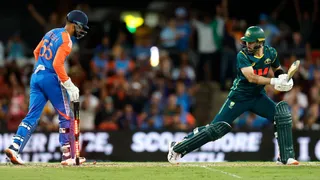 IND vs AUS 5th T20I Predicted XIs, Brisbane Pitch Report: India vs Australia H2H T20I Record, Live Streaming Details