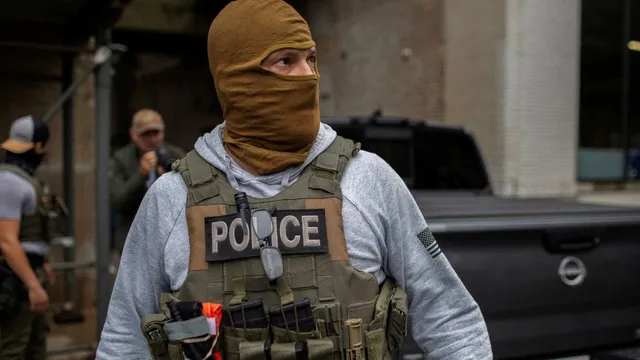 indian-origin-man-harassed-by-masked-immigration-officers-grilled-over-nyc-mayor-mamdani