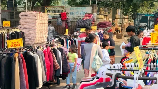 delhincr-woolen-markets-come-alive-in-greater-noida-as-residents-flock-to-markets-for-stylish-affordable-clothing