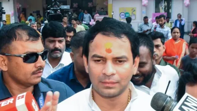 bihar-polls-tej-pratap-claims-threat-to-life-wishes-brother-tejashwi-yadav-on-birthday