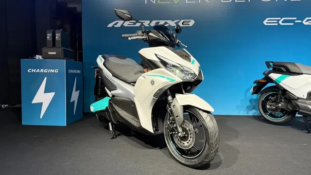 yamaha-aerox-electric-unveiled-106km-range-tft-display-and-more