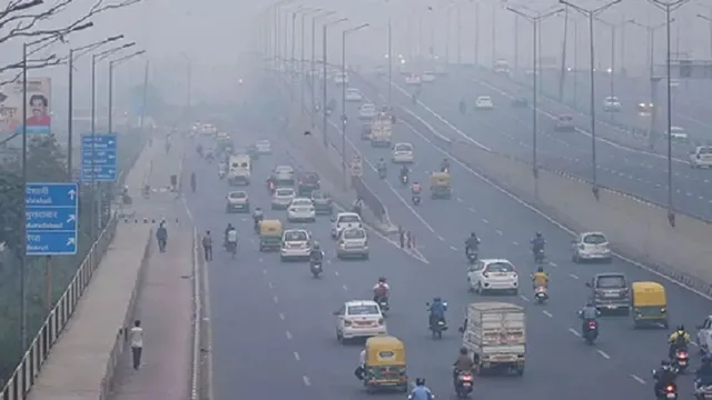 delhi-pollution-grap-3-implemented-these-petrol-and-diesel-vehicles-banned-in-delhincr