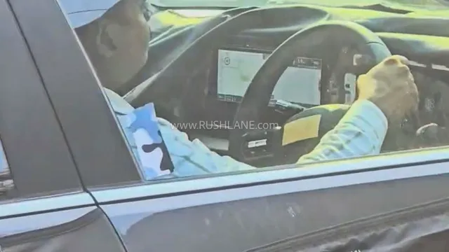 2026-hyundai-verna-interior-spied-ahead-of-launch-shows-venuelike-dual-screen-setup