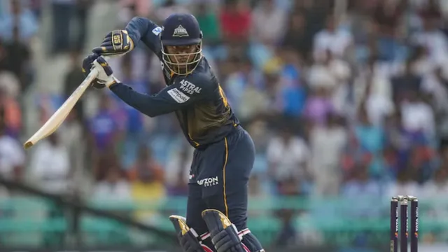 ipl-2026-auction-sherfane-rutherford-joins-mumbai-indians-from-gujarat-titans-pre-season-trade-window-sherfane-2-crore-mi-gt-price-ipl-updates