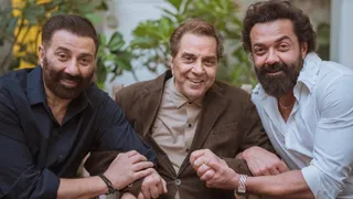 Is Hospital Staff Arrested For Secretly Filming Dharmendra And His Emotional Family In ICU?