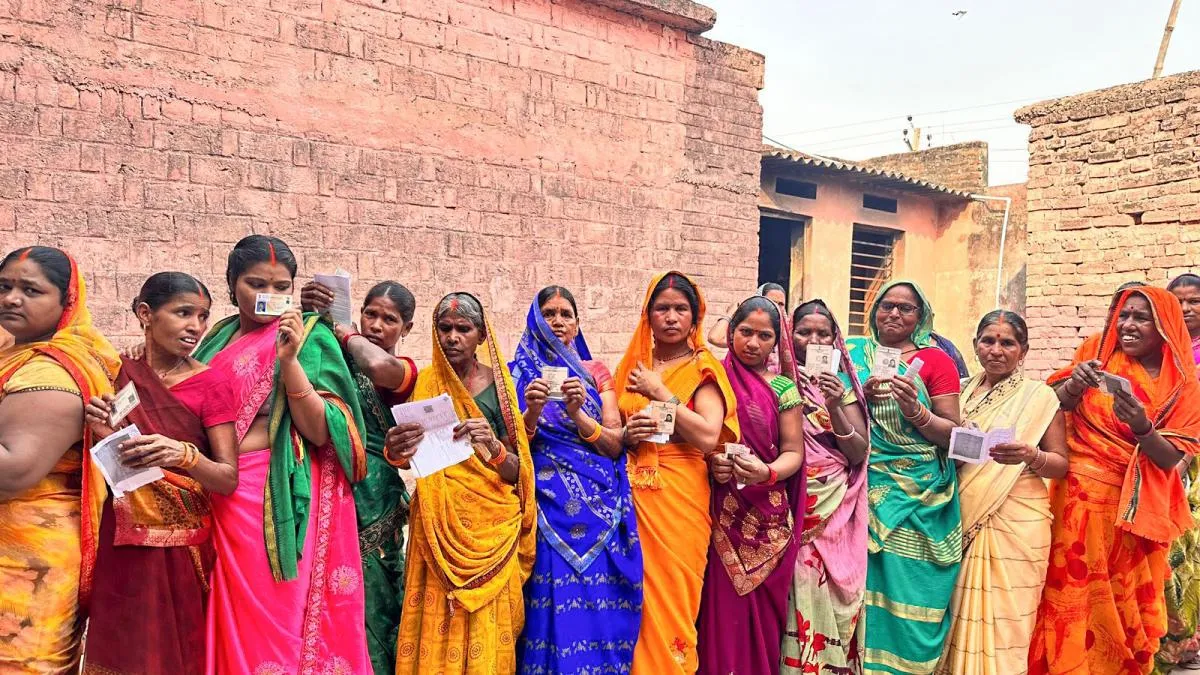 Karakat Election Result 2025: Mahagathbandhan's Arun Singh Leads
By 1800 Votes Over JDU's Mahabali Singh; Jyoti Singh Remains Third
