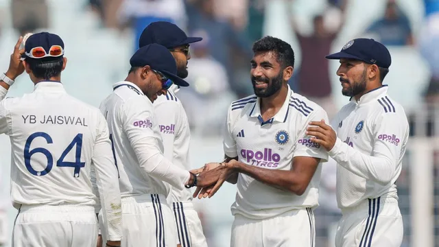 india-national-cricket-team-vs-south-africa-national-cricket-team-match-scorecard-jasprit-bumrah-wickets-kl-rahul-siraj-ind-vs-sa-1st-test-day-1-report-eden-gardens
