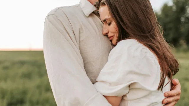 inside-the-viral-man-mum-craze-how-paid-hugs-became-a-coping-ritual-for-young-urban-chinese