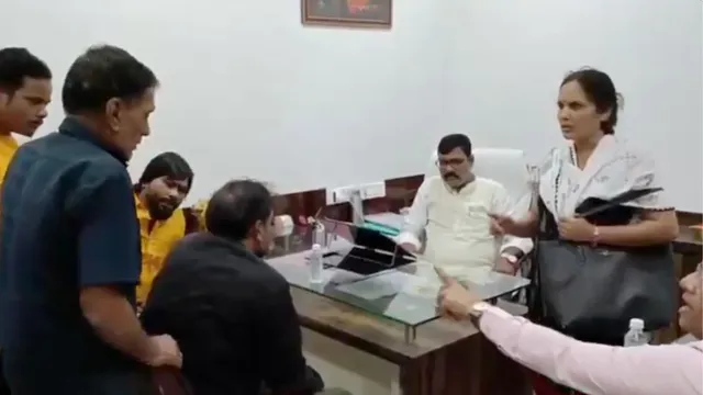 navi-mumbai-news-mns-workers-allegedly-attack-man-after-over-alleged-misconduct-with-marathi-woman-video-goes-viral