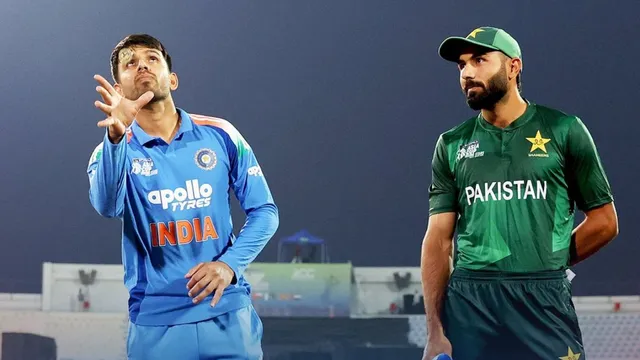 india-a-cricket-team-vs-pakistan-a-cricket-team-jitesh-sharma-handshake-controversy-continues-in-asia-cup-rising-stars-2025-ind-a-vs-pak-a-match-updates