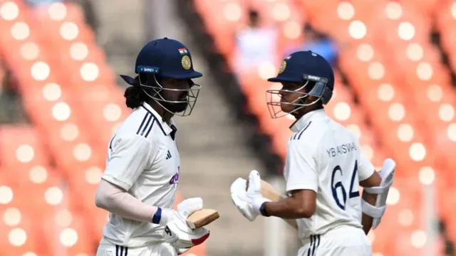 ind-vs-sa-1st-test-jaiswal-rahul-bag-twin-failures-at-eden-gardens-to-join-gambhir-and-sehwag-in-unwanted-list