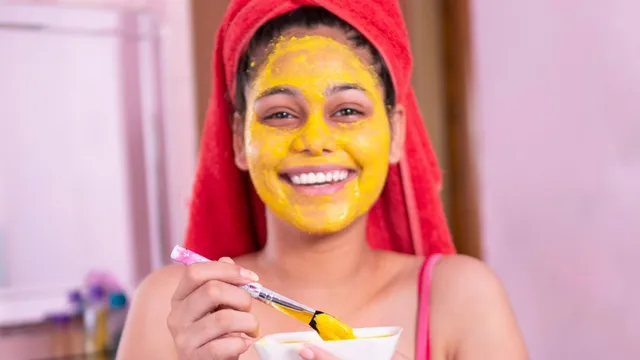 bridal-ubtan-face-masks-that-will-give-you-glowing-look-on-wedding-day