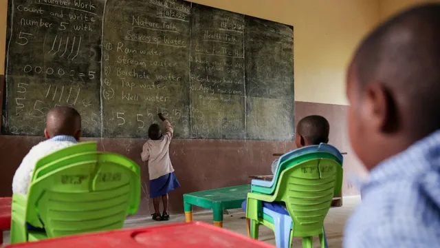 mass-abduction-in-nigeria-gunmen-kill-villagers-burn-homes-and-kidnap-25-girls-from-high-school