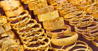 Gold Rate Today: 24K, 22K Prices Marginally Increase; Silver Falls Rs 2,100 per Kg | Check City-Wise Price List
