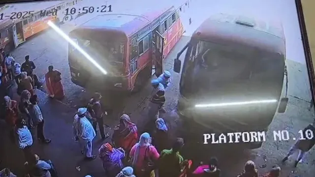 nashik-bus-accident-nine-year-old-killed-several-injured-as-bus-ploughs-into-waiting-passengers-in-nashik