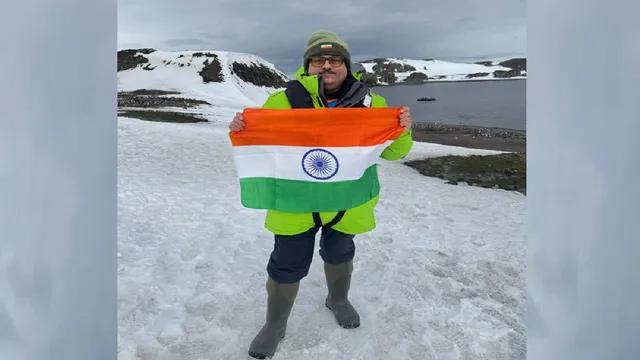 author-dr-rishi-raj-creates-history-becomes-first-indian-to-travel-all-36-states-and-all-7-continents