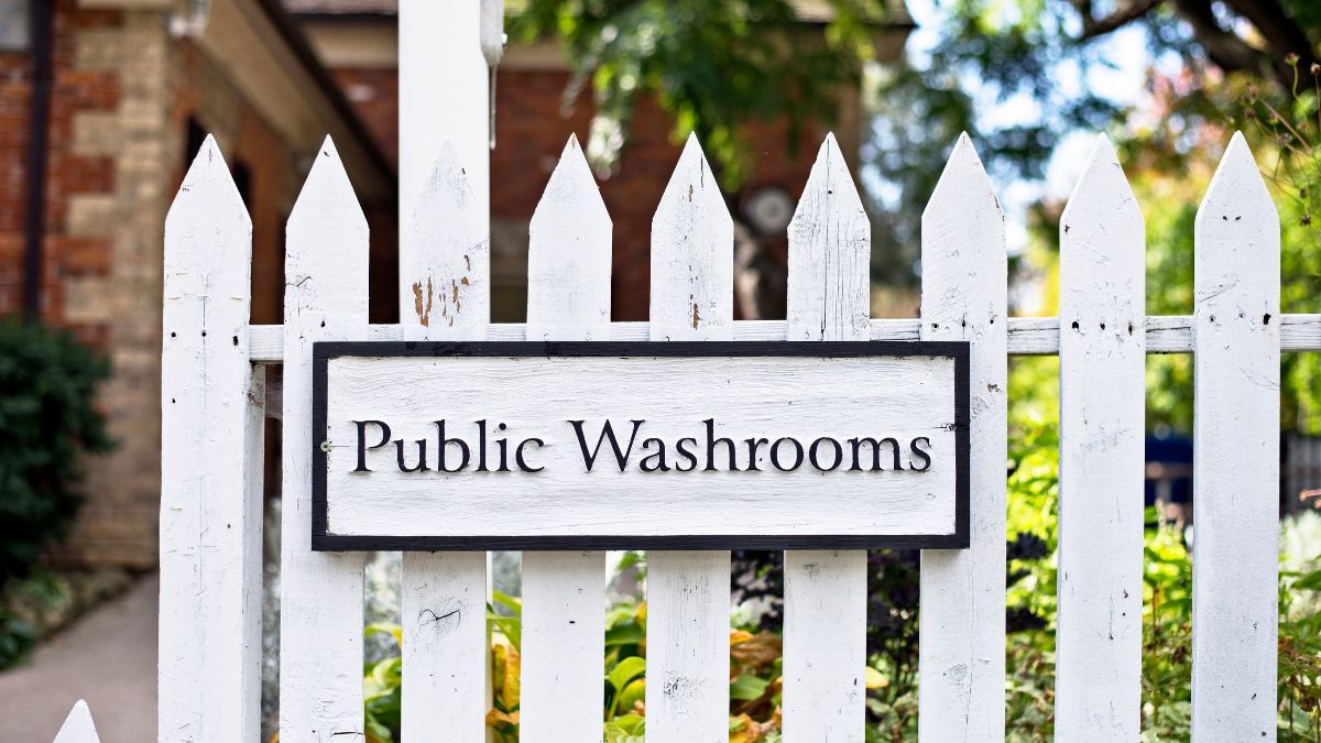 top 10 countries with best public washrooms in the world (3)