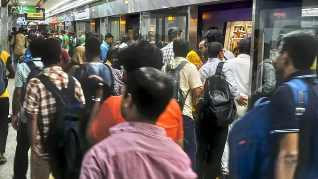 kolkata-metro-update-blue-line-to-be-installed-with-aipowered-cctv-cameras-by-march-2026-check-details-here