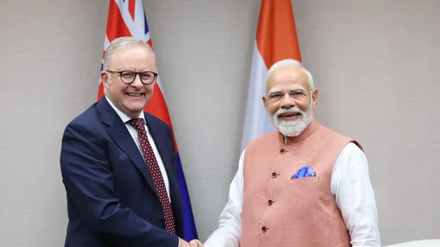 pm-modi-meets-australian-counterpart-in-johannesburg-discusses-defence-trade-ahead-of-g20-summit-video