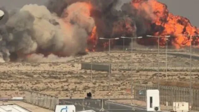 tejas-crash-why-did-indigenous-combat-aircraft-suffer-mishap-at-dubai-air-show