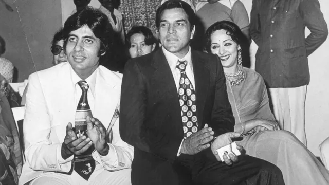 amitabh-bachchan-pays-heartfelt-tribute-to-dharmendra-leaving-behind-silence-with-an-unbearable-sound