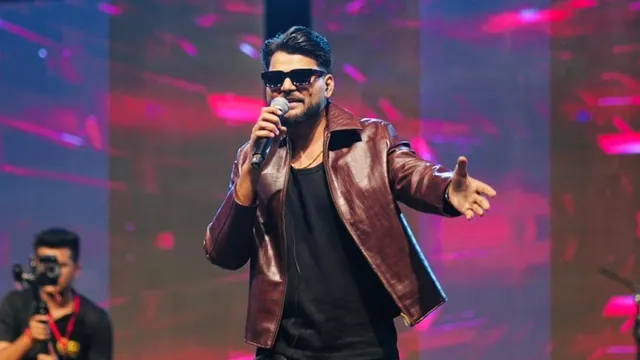 haryanvi-singer-vikram-sarkars-naam-chale-song-crosses-120-million-views