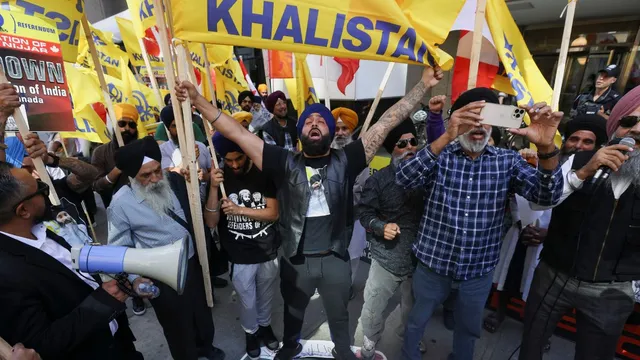 from-indian-flag-desecration-to-kill-slogans-ottawa-khalistan-referendum-turns-violent-sparks-india-canada-tension