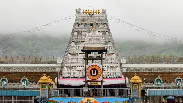 ttd-darshan-online-booking-ttd-announces-plan-for-10-day-vaikuntha-dwara-darshan-check-schedule-timings-ticket-details