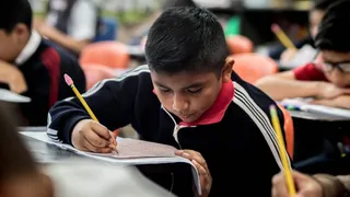 Delhi Air Pollution: Offline Classes Resume In Schools As GRAP Stage-3 Restrictions Lifted; AQI Remains 'Very Poor' In NCR
