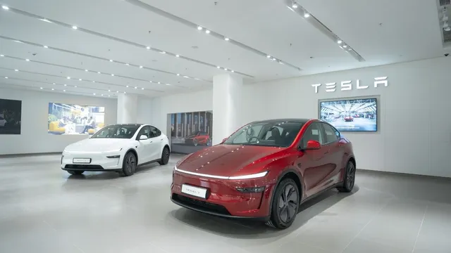 tesla-opens-first-allinone-experience-centre-in-gurugram-today-heres-where-and-how-to-book-your-model-y