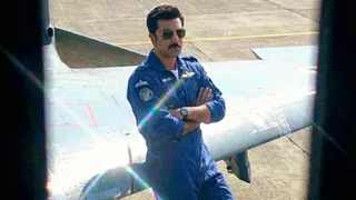 Love And War: Ranbir Kapoor And Vicky Kaushal’s Pilot Look From Sanjay Leela Bhansali's Upcoming Movie Leaks Online; Internet Reacts