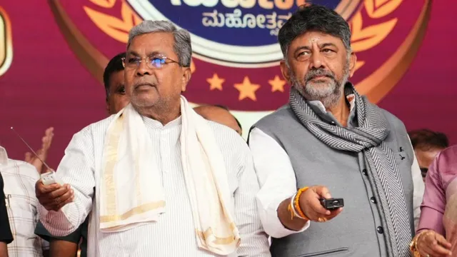 karnataka-cm-siddaramaiahs-fresh-unity-attempt-invites-shivakumar-on-breakfast-to-discuss-powersharing-amid-leadership-row-latest-updates