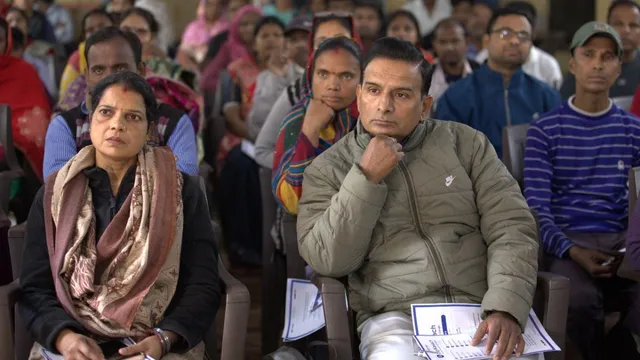 jagrandigikavach-campaign-faridabad-senior-citizens-learn-digital-safety-methods